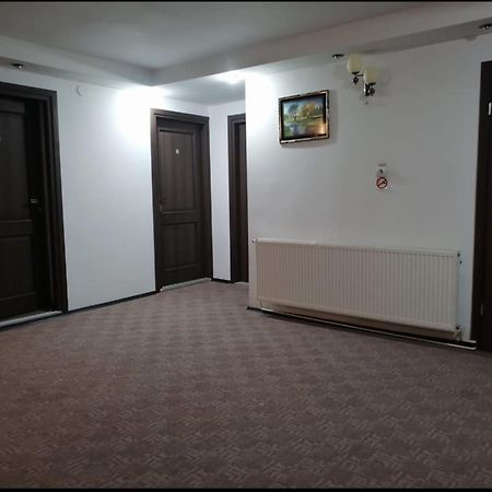 Pensiunea Millenium Sibiu With Parking - Motorcycle Friendly Travel Routes Esterno foto