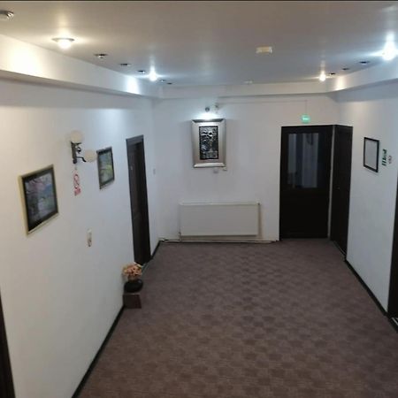 Pensiunea Millenium Sibiu With Parking - Motorcycle Friendly Travel Routes Esterno foto